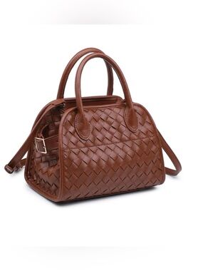 Urban Outfitters Kristie Crossbody Brown Chic  leather bag woven texture